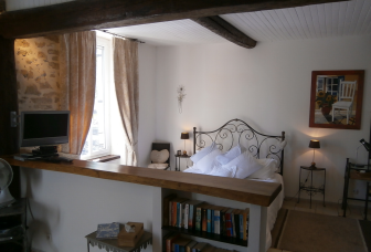 Les Tournesols Holiday Apartment sleeps 2 Les Tournesols Holiday Apartment